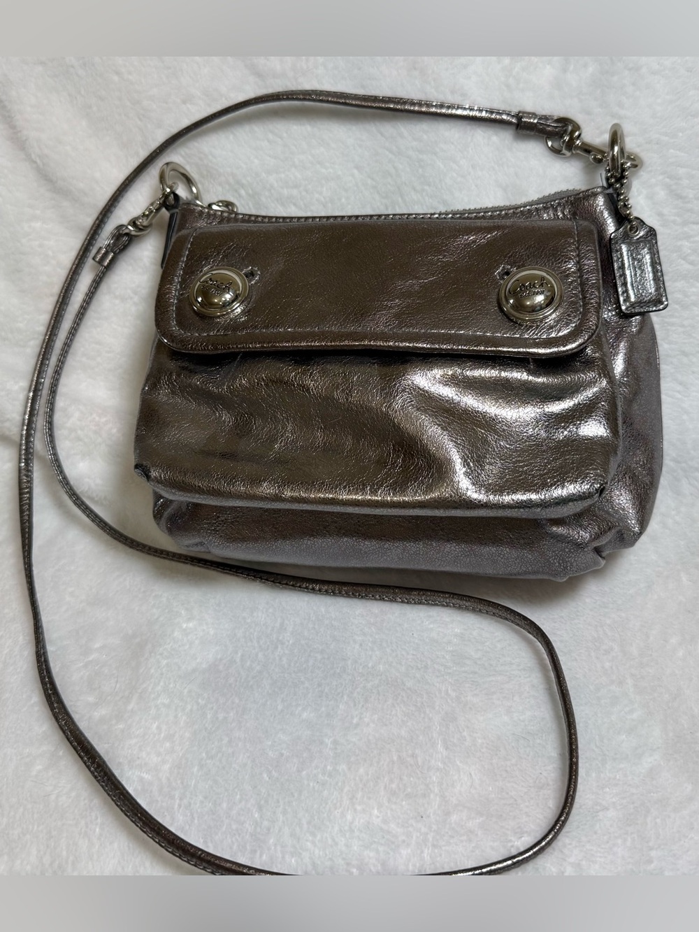 Authentic COACH “Poppy” Mini Silver Metallic Crossbody - RARE - NWOT